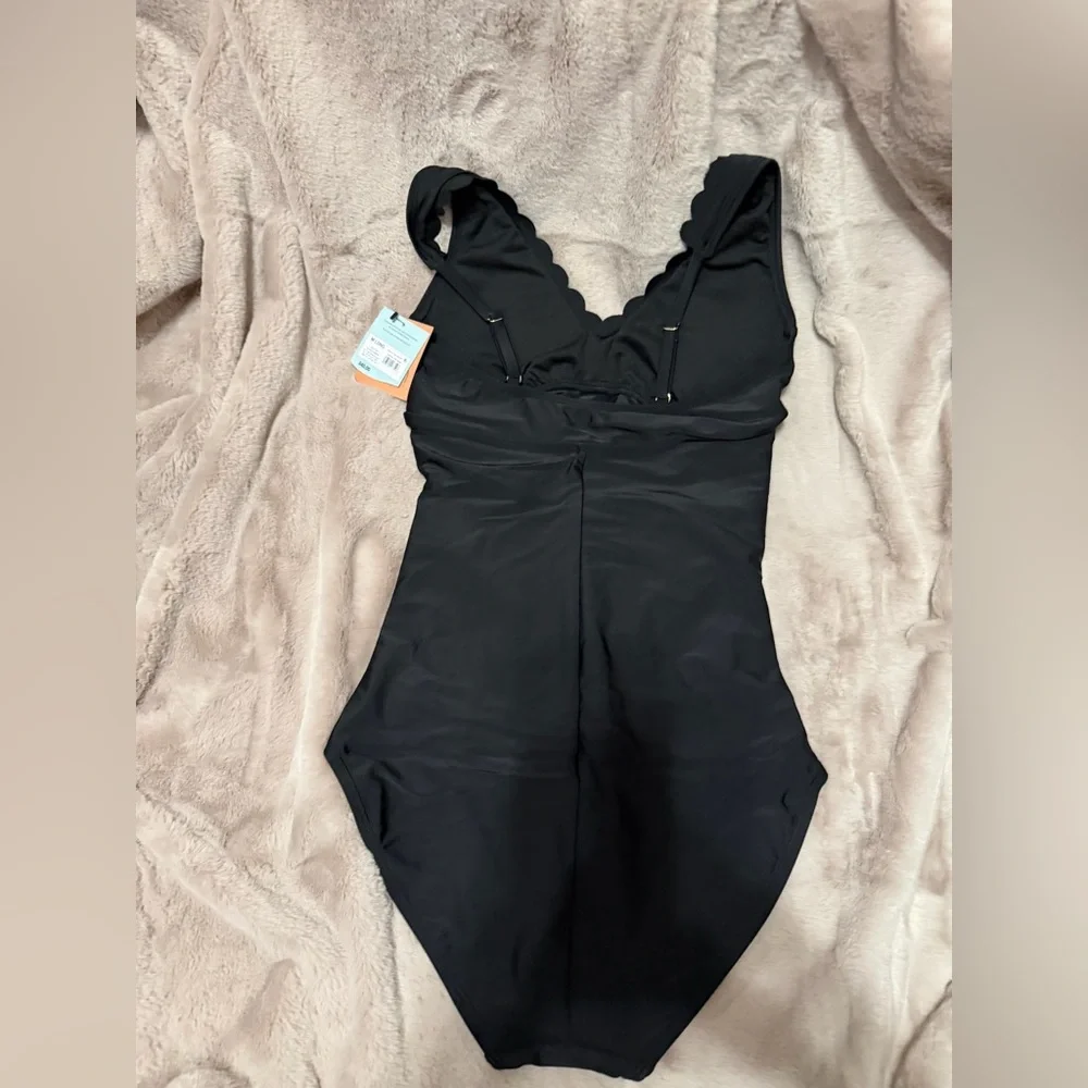 Shade & Shore Black Scallop-Trim One-Piece Swimsuit - Picture 2 of 2